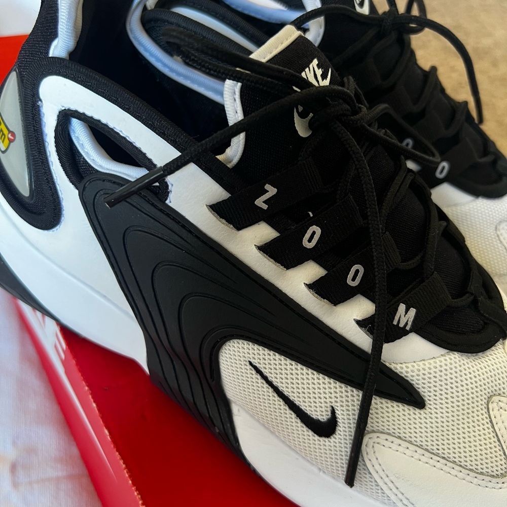 Womens Zoom 2K 'White Black'